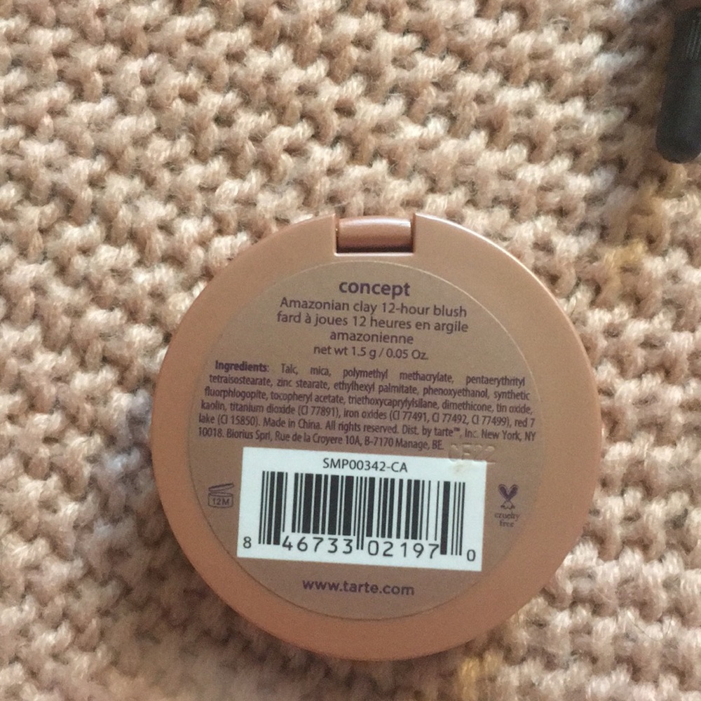 High-End Makeup Mini Bundle - Picture 3 of 7